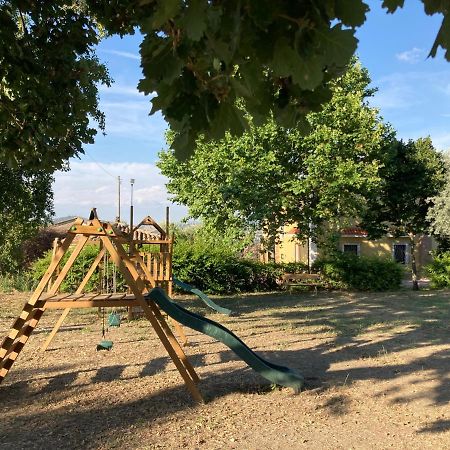 Agriturismo Tenuta Della Madama Venticano 外观 照片