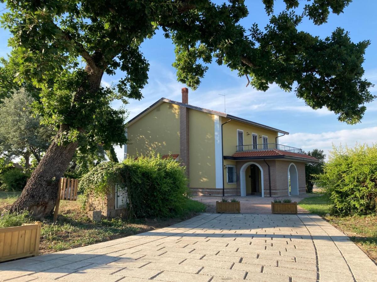 Agriturismo Tenuta Della Madama Venticano 外观 照片