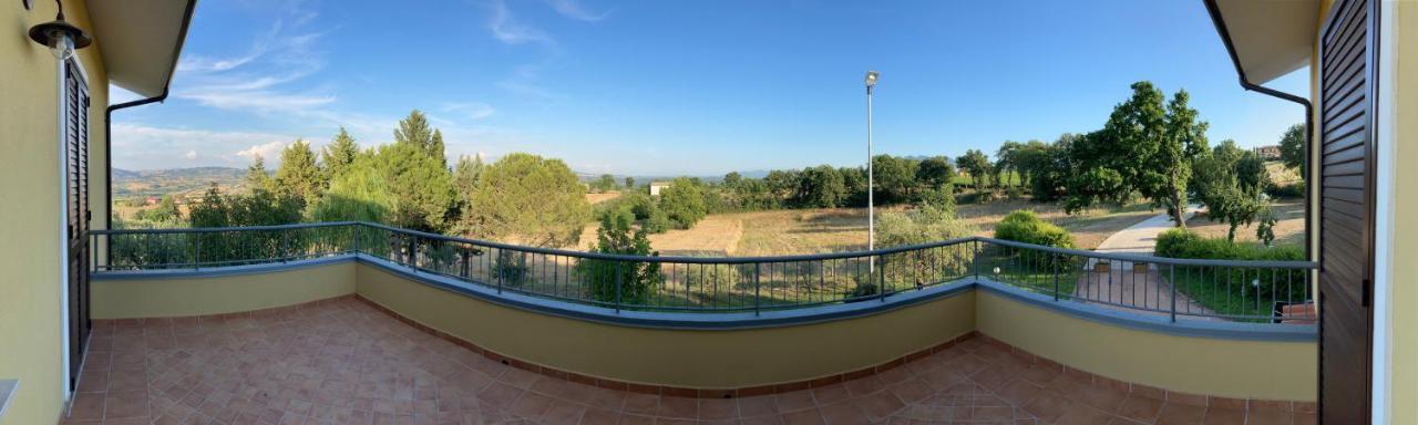 Agriturismo Tenuta Della Madama Venticano 外观 照片